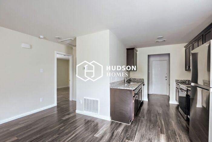 505 S 16th St - Photo 5 of 14