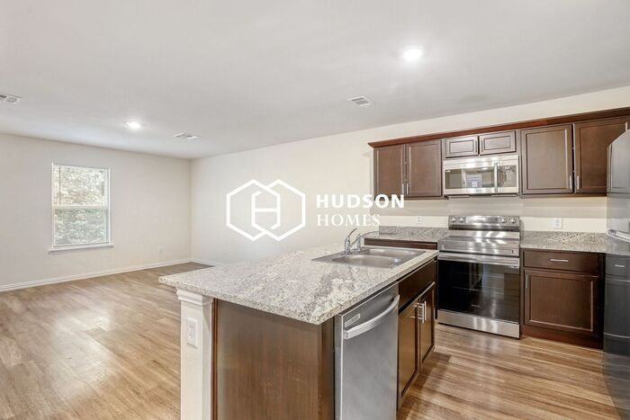 613 S 24th St - Photo 6 of 14