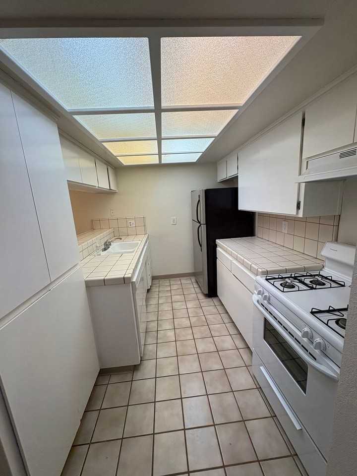 4731 W School Ave - Photo 7 of 28