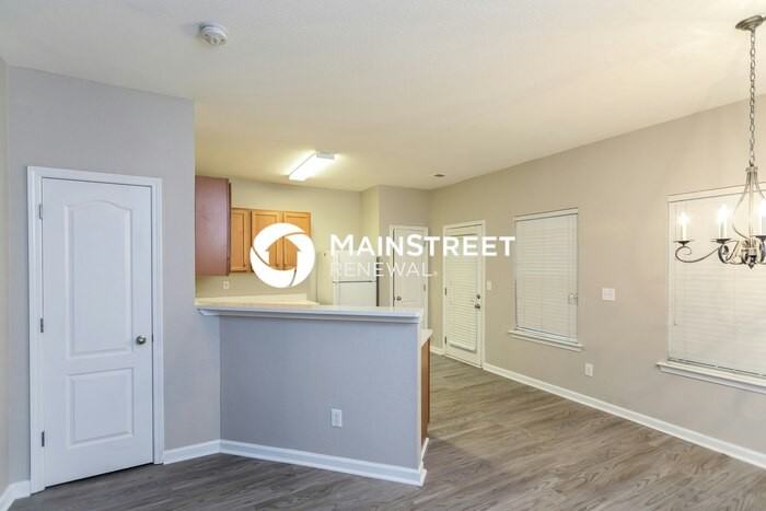 1370 Rogers Trce - Photo 6 of 17