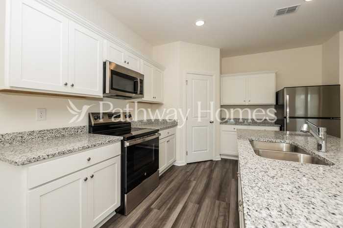 3559 Fellowship Rd - Photo 6 of 17