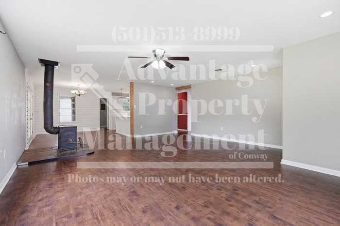 11 Pamela Ln - Photo 3 of 32