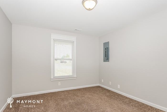 3390 Summerfield Dr - Photo 7 of 12