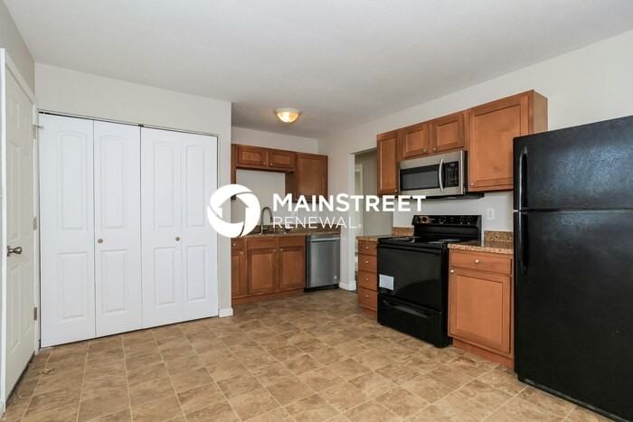 504 Harland Dr - Photo 5 of 16