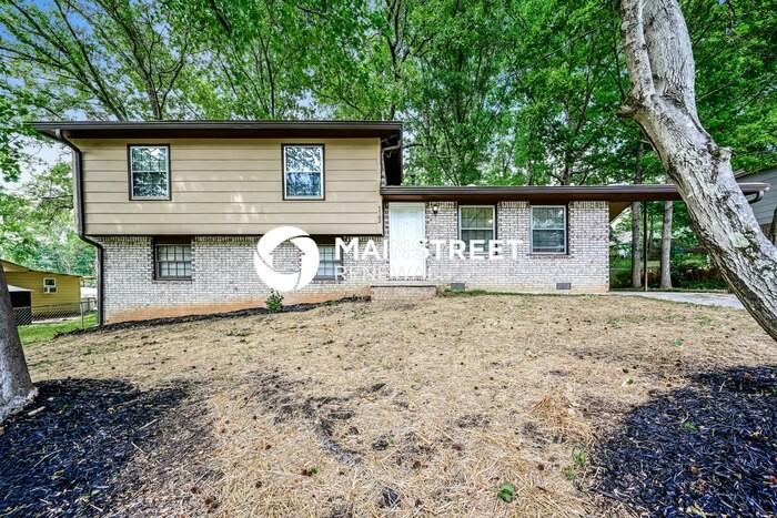 5762 Northspring Dr