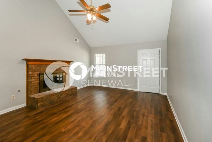 9917 Riggan Dr - Photo 4 of 16