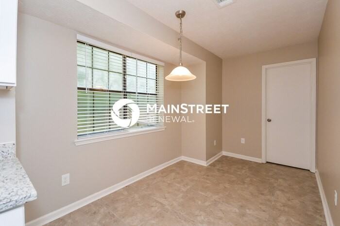 170 Southmoor Cir - Photo 5 of 15