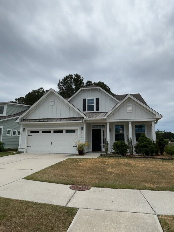 373 Whispering Breeze Ln - Photo 2 of 44