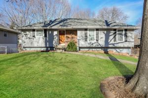 featured image of 401 Se Westminister Rd