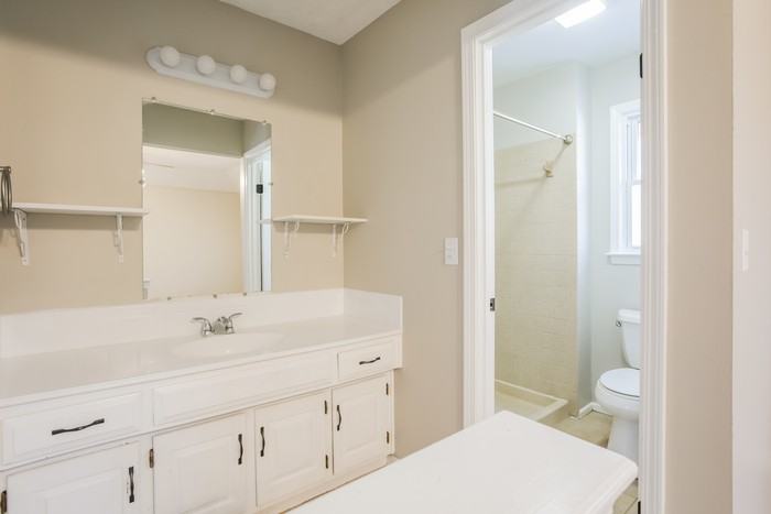 401 Se Westminister Rd - Photo 6 of 9