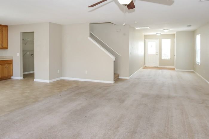 205 Whitestone Dr Ne - Photo 5 of 13