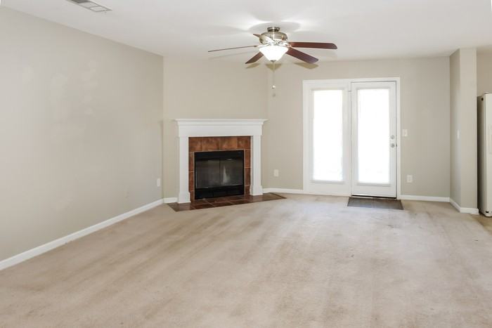 205 Whitestone Dr Ne - Photo 6 of 13