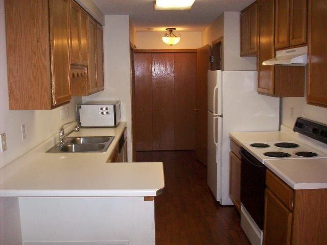 7287 Savanna Ct - Photo 4 of 11