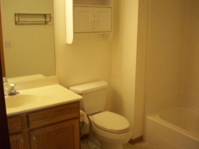 7287 Savanna Ct - Photo 7 of 11