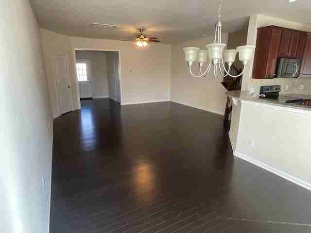 5944 Carrollton Ln - Photo 6 of 15