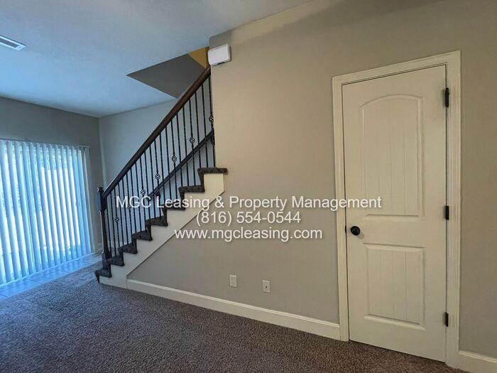 2216 Sw Suncatcher Rd - Photo 6 of 32