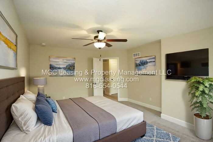 2216 Sw Suncatcher Rd - Photo 3 of 32
