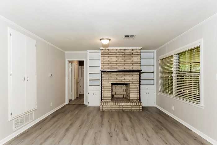 1291 Huie St - Photo 2 of 10