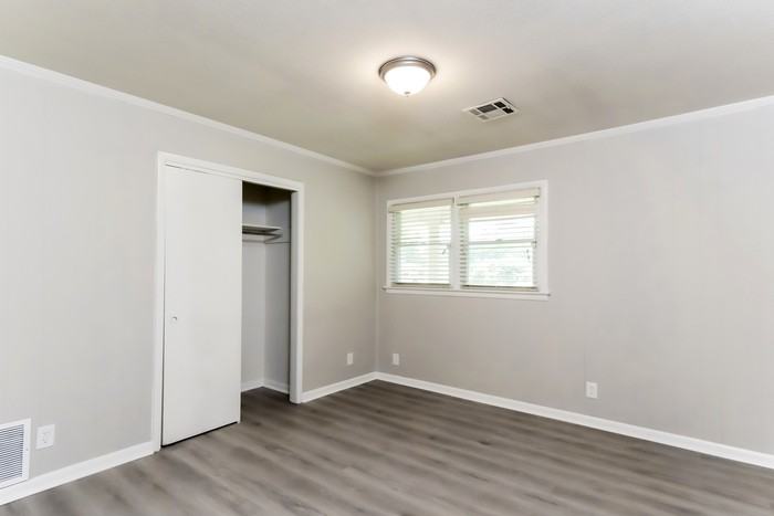 1291 Huie St - Photo 6 of 10