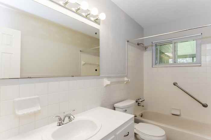 1291 Huie St - Photo 7 of 10
