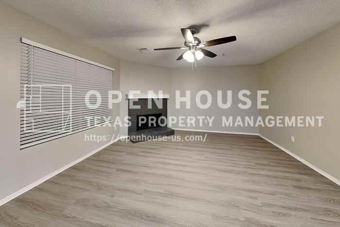 1516 Englewood Dr - Photo 4 of 20