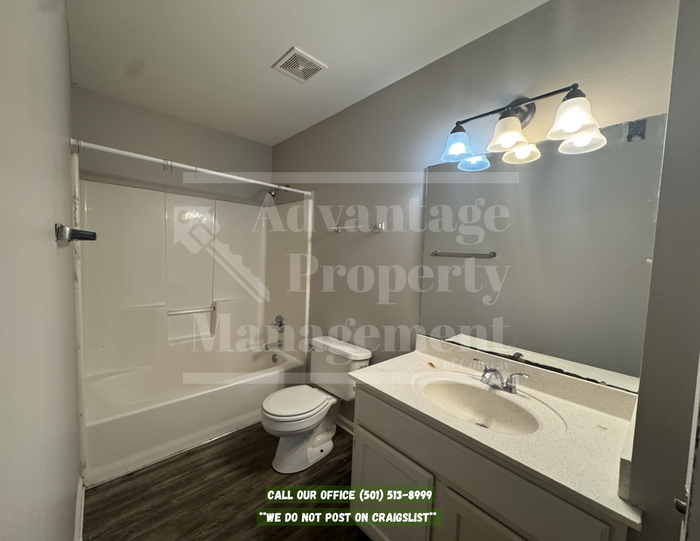1955 Keathley Dr #11 - Photo 3 of 10