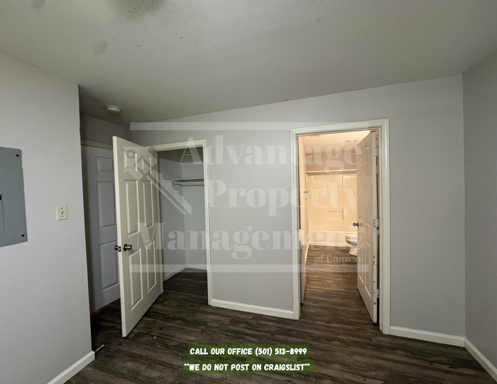 1955 Keathley Dr #11 - Photo 4 of 10