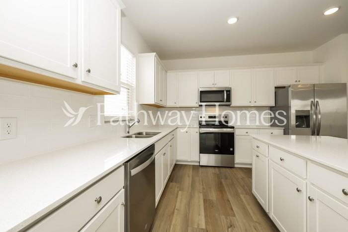 3919 Tinpiper Trce - Photo 6 of 16