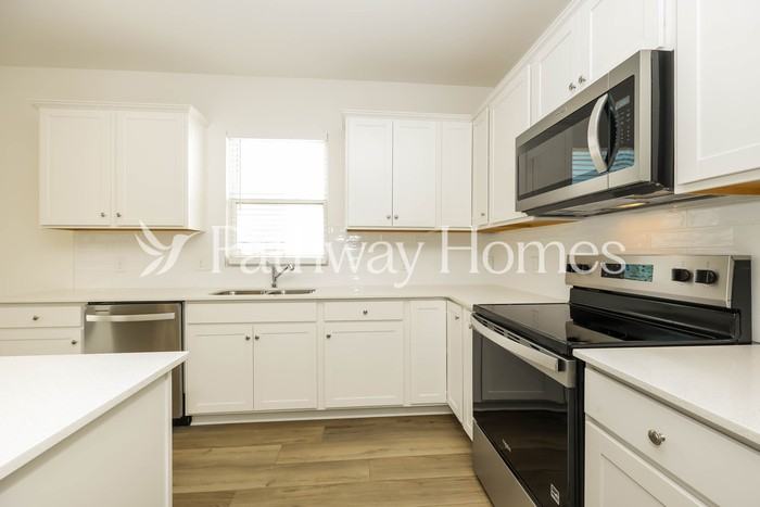 3919 Tinpiper Trce - Photo 7 of 16