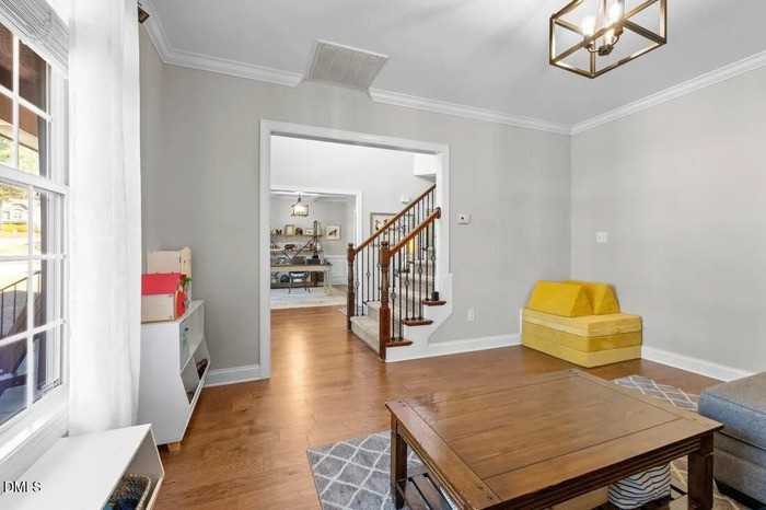 170 Valley Pines Cir - Photo 4 of 45