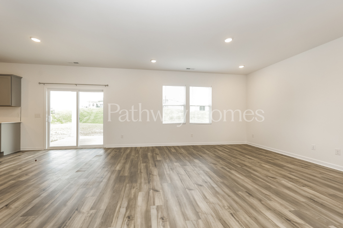 3833 Kindler Ct - Photo 3 of 16