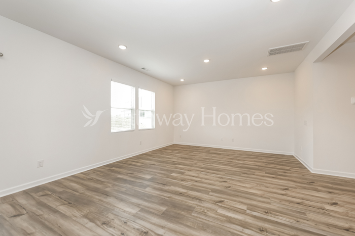 3833 Kindler Ct - Photo 5 of 16