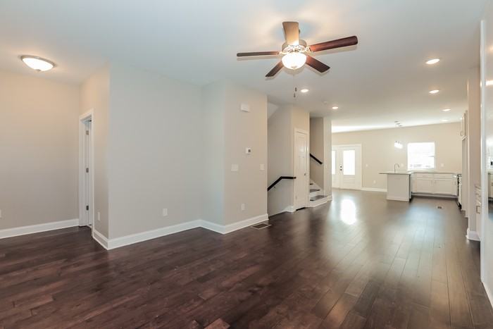 3801 Jack Vernon Cir - Photo 4 of 20