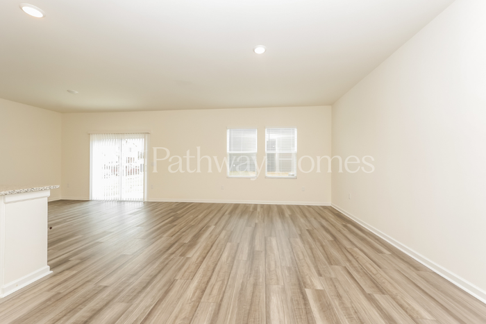 1074 Large Poppy Dr - Photo 3 of 14