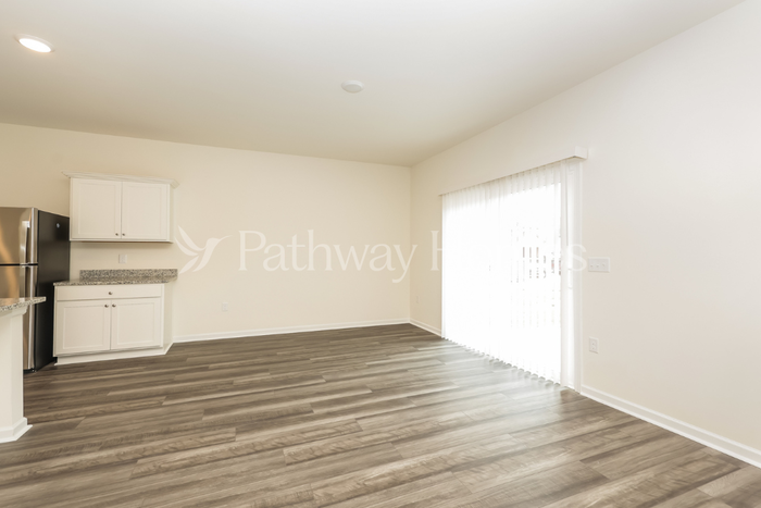 1074 Large Poppy Dr - Photo 4 of 14
