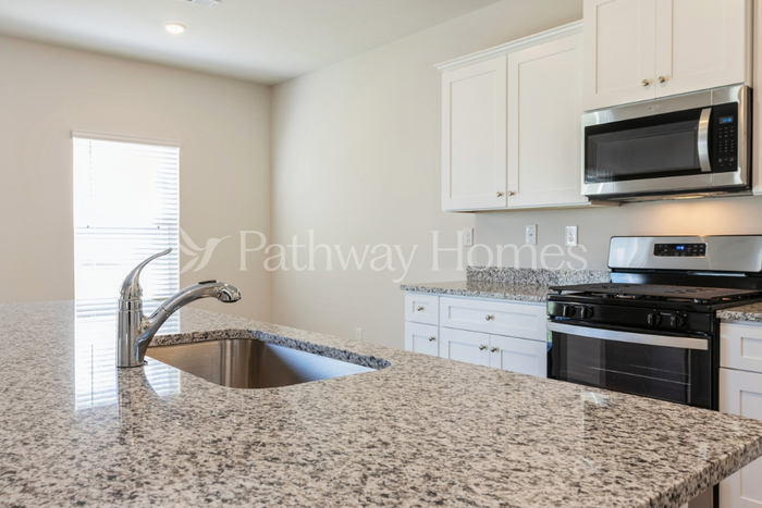 2327 Alberto Dr - Photo 6 of 20