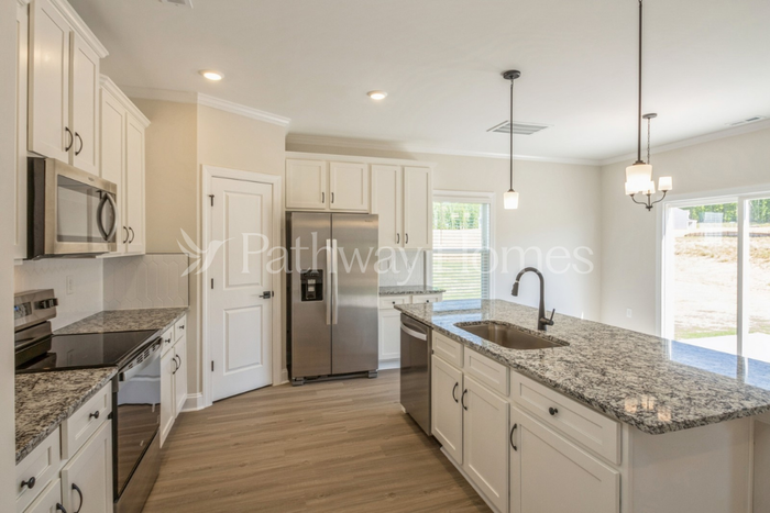 138 Wembury Ln - Photo 7 of 22