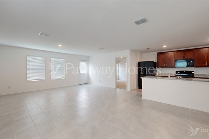 1222 Tallow Trl - Photo 6 of 20
