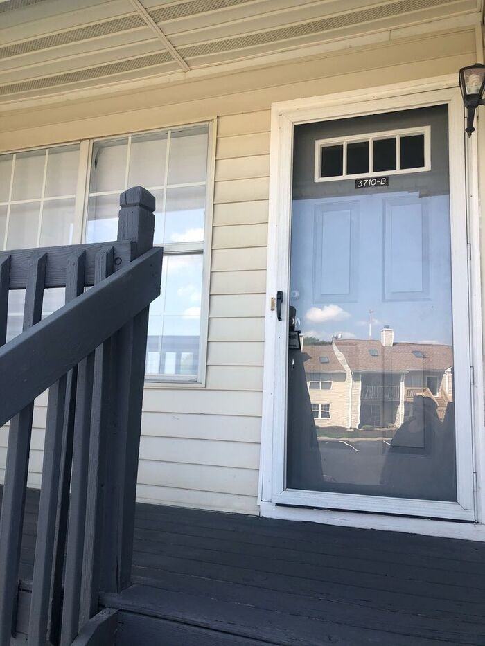 3710G Towne Point Rd #B - Photo 2 of 22