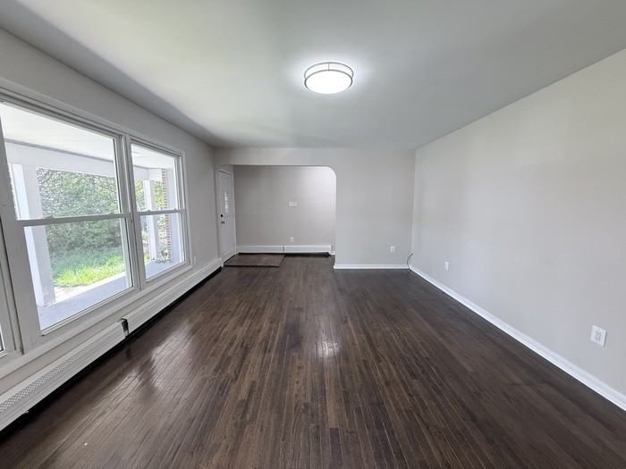 139 Juliustown Rd - Photo 5 of 35