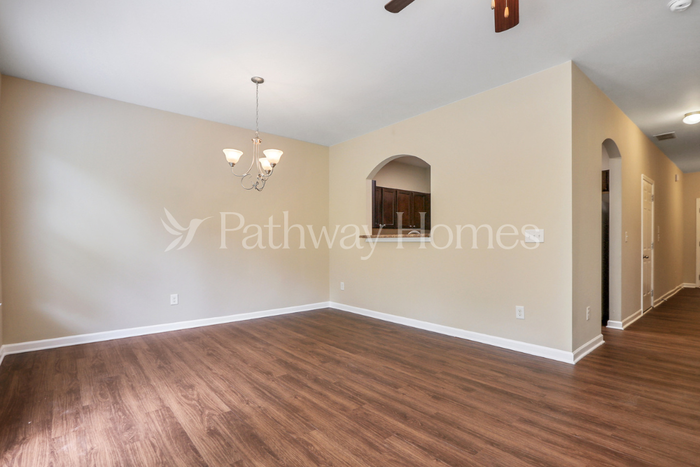 3039 Bonnes Dr - Photo 5 of 22