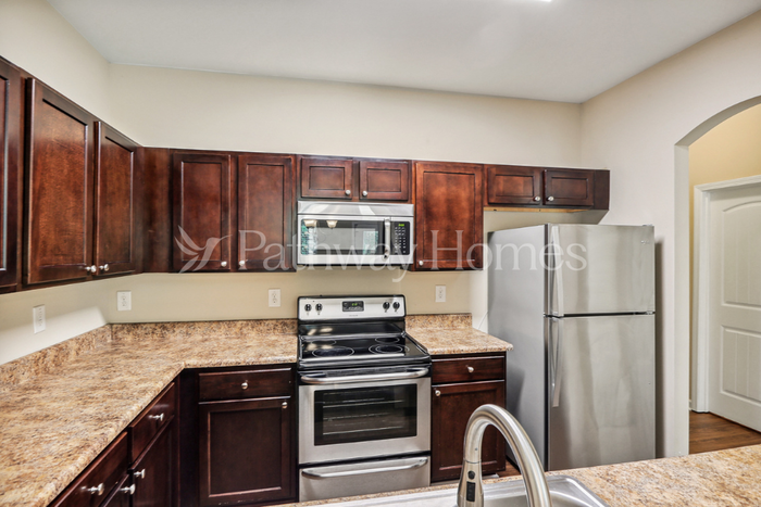 3039 Bonnes Dr - Photo 6 of 22