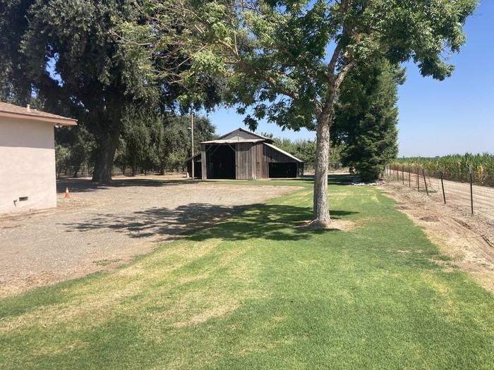 3607 Idaho Rd - Photo 3 of 18