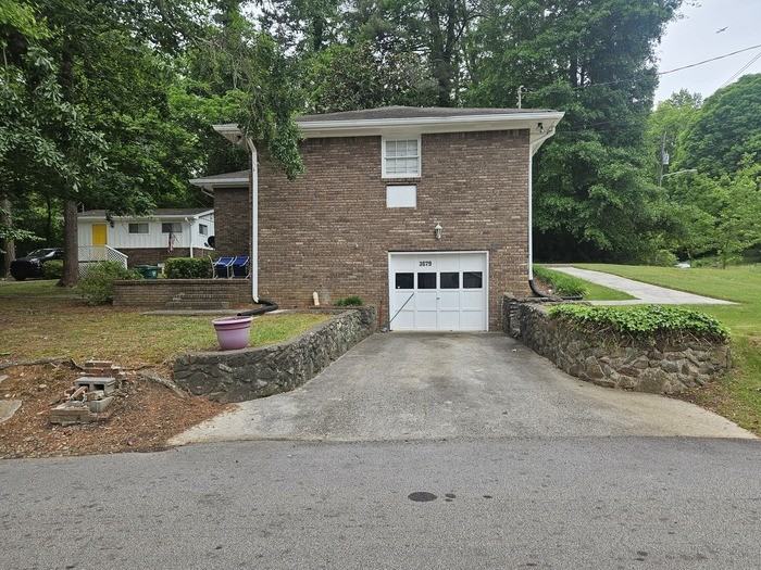Connor Dr - Photo 2 of 16