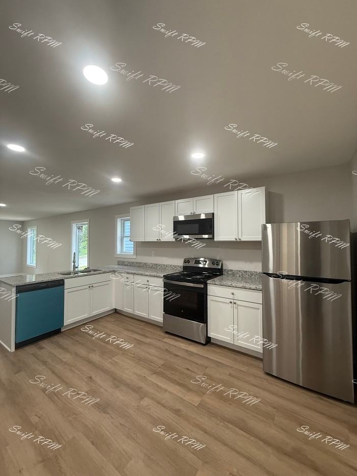 1034 Oakland Ave #1 - Photo 5 of 22
