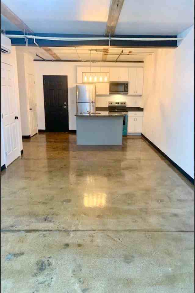 548 Roosevelt Avenue - Photo 6 of 22