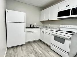 featured image of 1645 Nw 84th St