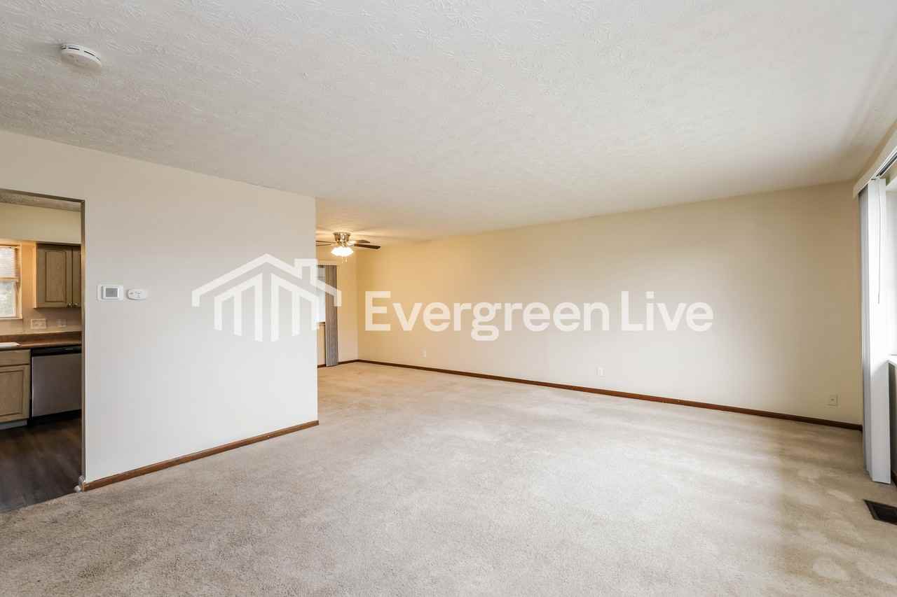 17 Fairborn Ct - Photo 3 of 15