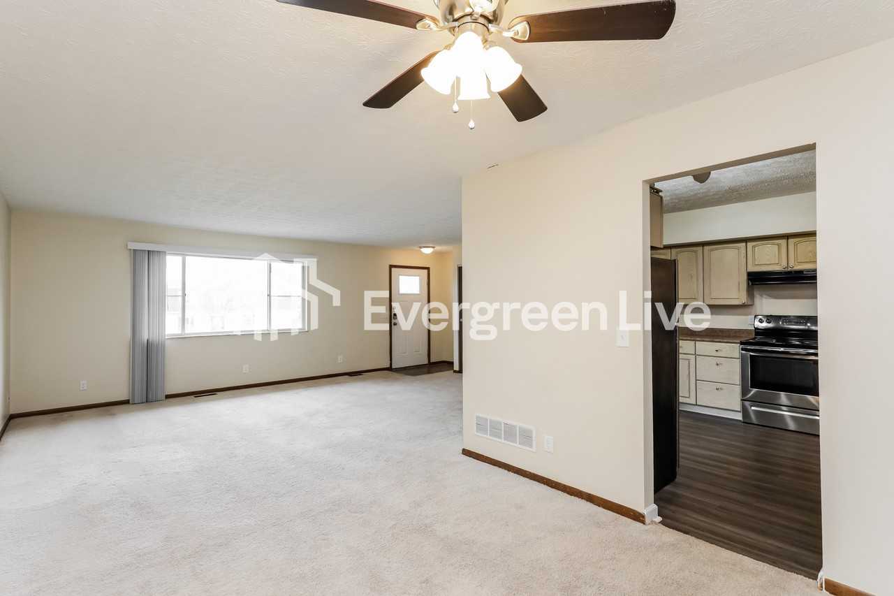 17 Fairborn Ct - Photo 6 of 15