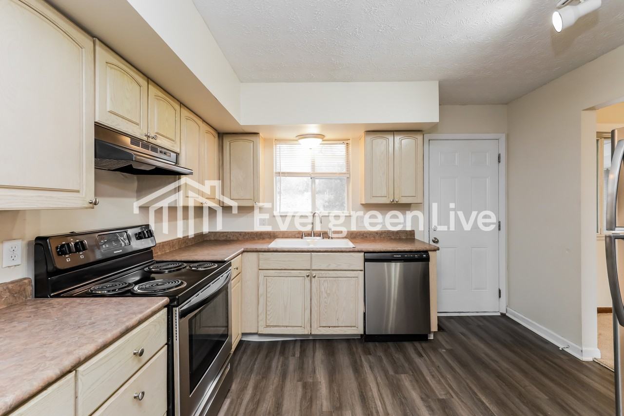 17 Fairborn Ct - Photo 7 of 15